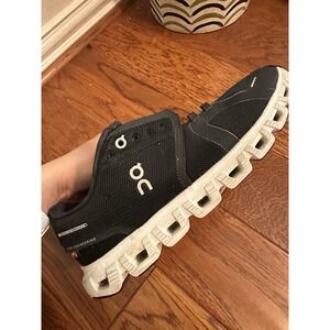 On Cloud 5 Mens Size 8 All Black Running Shoes 3MF10070299 No Insoles